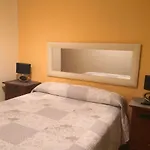 Apartamentos Chevere Naranja